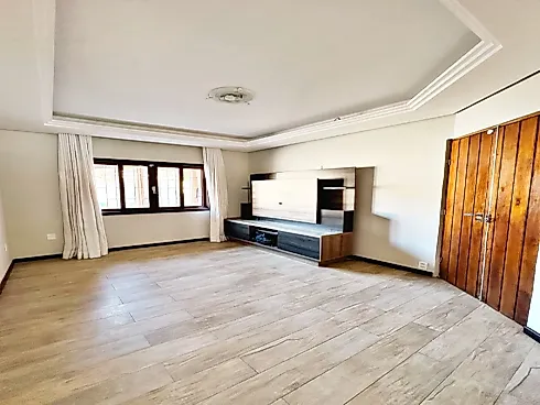 Casa 4 Quartos, 1 Suíte, 6 Vagas - Potecas - Foto 2