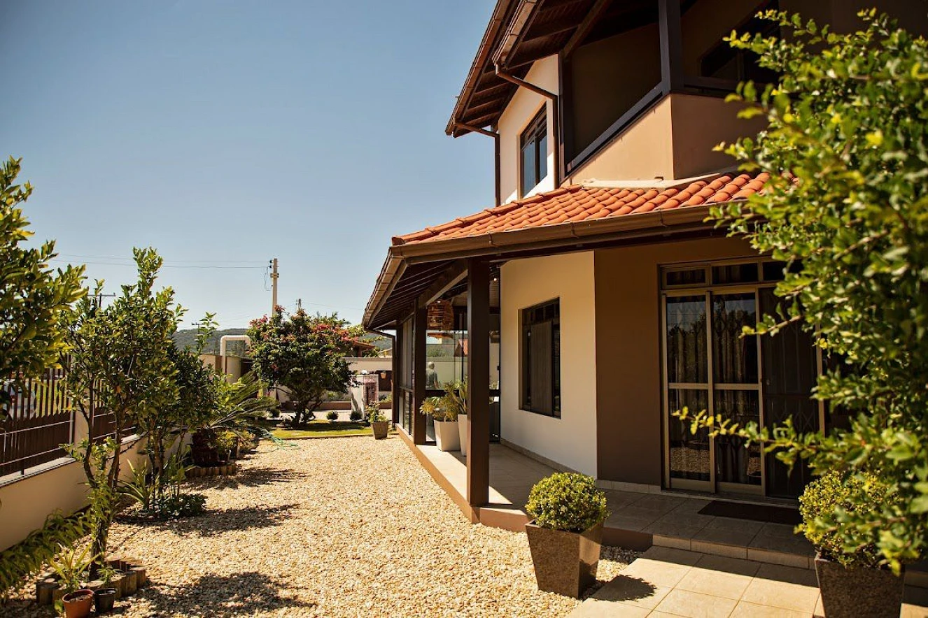 Casa em Balneário Ponta Do Papagaio (Ens Brito), Palhoça