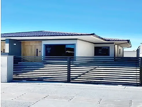 Casa 2 Quartos, 1 Suíte, 2 Vagas - Guarda do Cubatão
