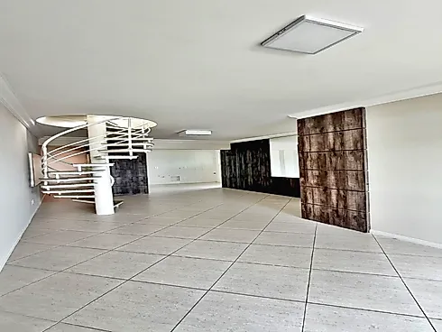 Apartamento Cobertura Duplex, 4 Dormitórios, Suíte e Garagem para 2 Veículos, Disponível para Venda no Bairro Abraão, Florianópolis/SC - Foto 10