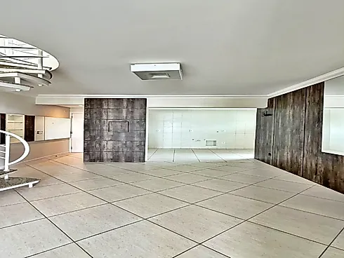 Apartamento Cobertura Duplex, 4 Dormitórios, Suíte e Garagem para 2 Veículos, Disponível para Venda no Bairro Abraão, Florianópolis/SC - Foto 12