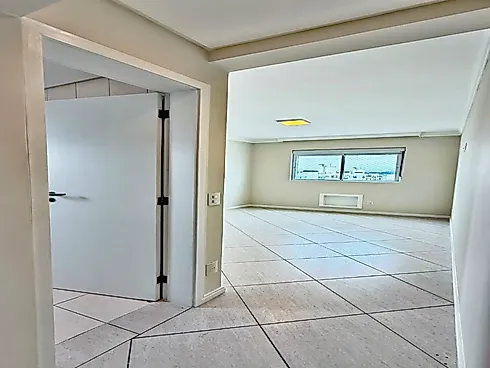 Apartamento Cobertura Duplex, 4 Dormitórios, Suíte e Garagem para 2 Veículos, Disponível para Venda no Bairro Abraão, Florianópolis/SC - Foto 19
