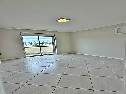 Apartamento Cobertura Duplex, 4 Dormitórios, Suíte e Garagem para 2 Veículos, Disponível para Venda no Bairro Abraão, Florianópolis/SC - Foto 23
