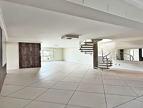 Apartamento Cobertura Duplex, 4 Dormitórios, Suíte e Garagem para 2 Veículos, Disponível para Venda no Bairro Abraão, Florianópolis/SC - Foto 6