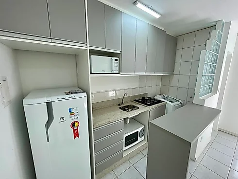 Apartamento em Kobrasol, São José