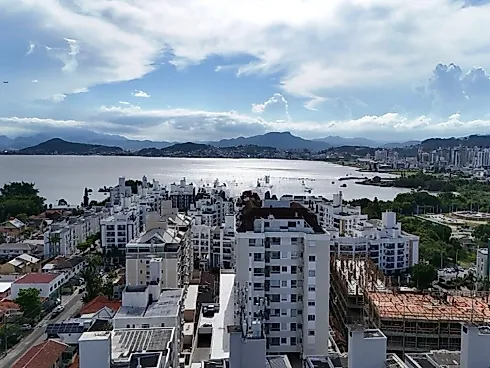 Cobertura Duplex com Piscina e Vista P/O Mar – Abraão, Florianópolis