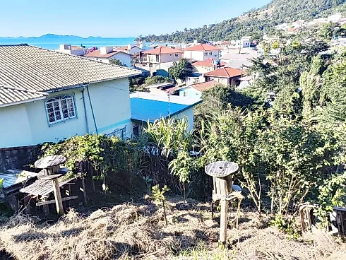 Terreno 1.064,66M², Escritura, 2 Andares - Celso Ramos - Foto 13