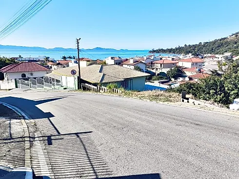 Terreno em Canto dos Ganchos, Governador Celso Ramos
