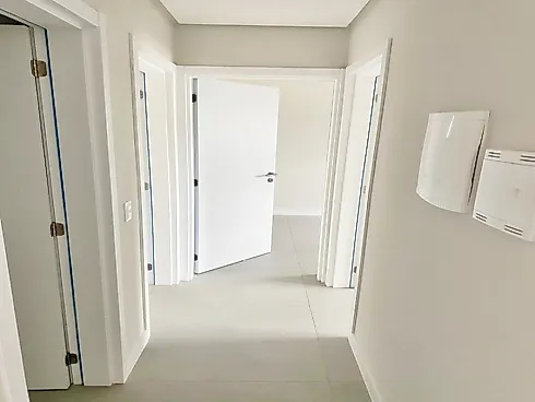 Apto 2 Quartos, 1 Suít, 1 Vaga - Celso Ramos - Foto 14