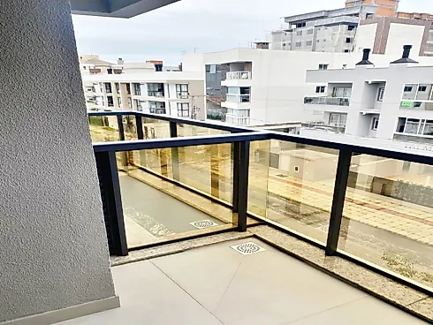 Apto 2 Quartos, 1 Suít, 1 Vaga - Celso Ramos - Foto 7