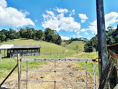 Terreno  909,53M² - Santo Amaro da Imperatriz - Foto 1