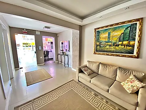 Apartamento de 1 Dormitório com Sacada, Andar Alto, Elevador, Disponível para Venda, Bairro Campinas, São José/SC - Foto 5