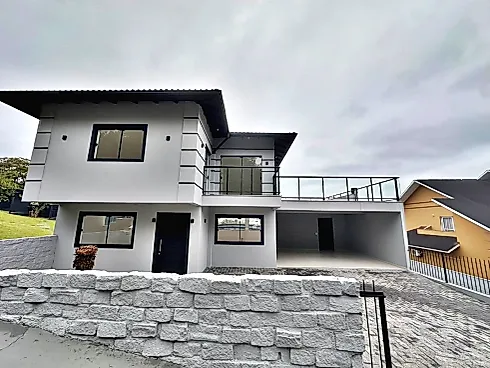 Casa em Bosque das Mansões, São José