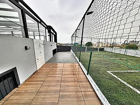 Casa de Alto Padrão com Piscina e Quadra de Esportes, Disponível para Venda no Condomínio Residencial Bosque das Mansões, São José/SC - Foto 16