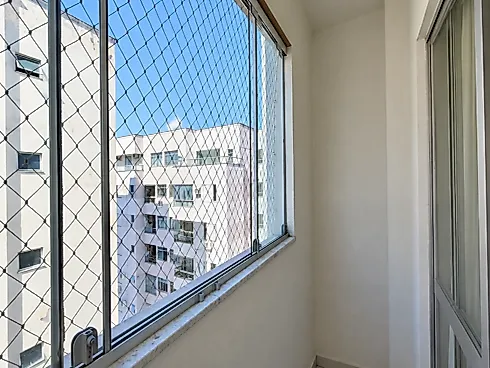 Apartamento Disponível para Venda no Bairro Campinas, São José/SC, 2 Dormitórios, Vaga de Garagem, Andar Alto, com Elevador; - Foto 12