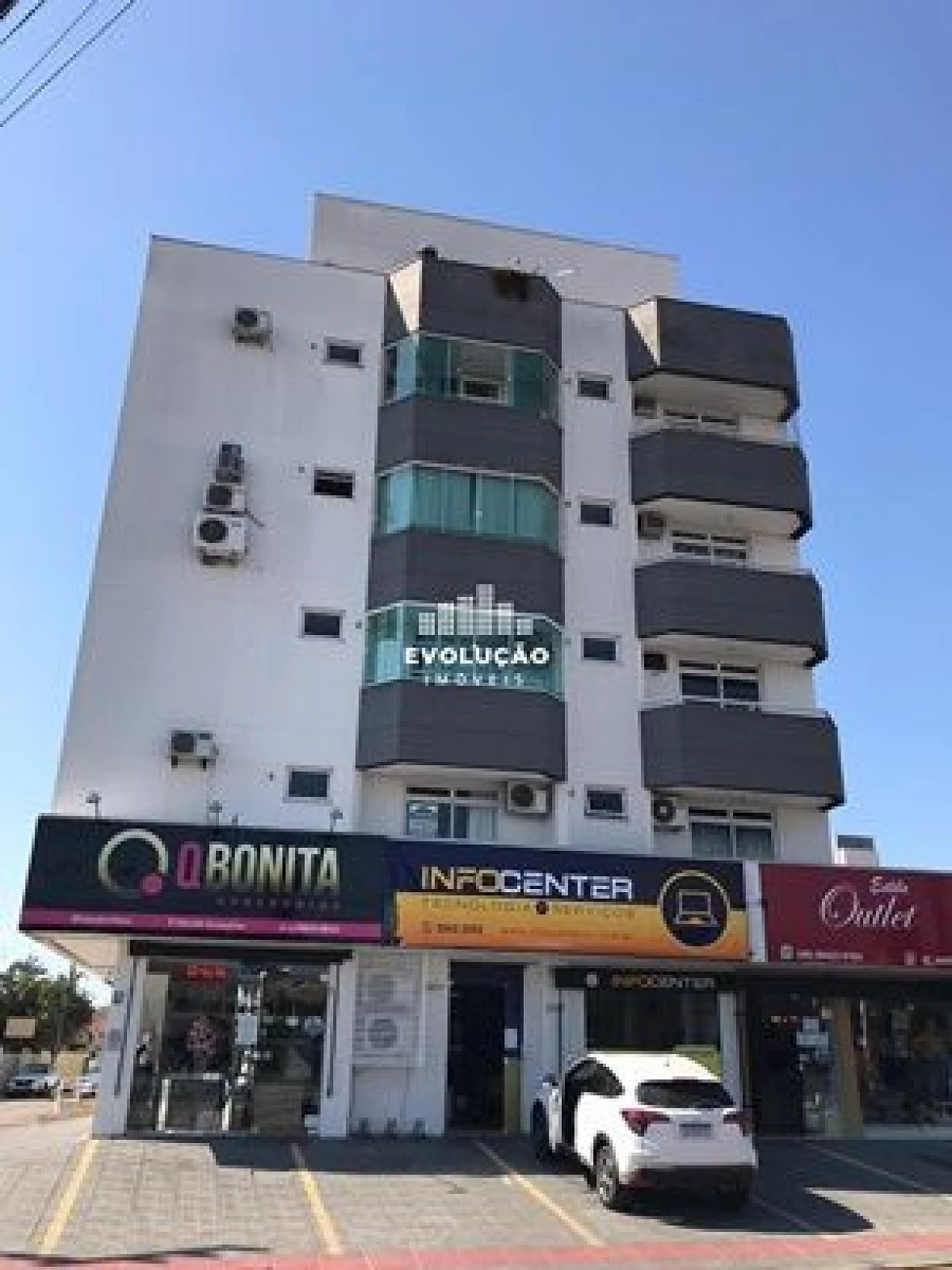 Cobertura 03 Dorms com Suíte Master e 02 Vagas - Centro - Palhoça/SC