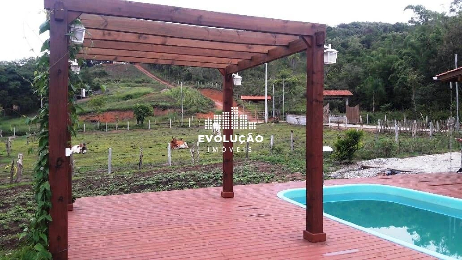 Sítio em Encruzilhada, Biguaçu