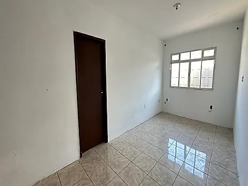 Casa com 3 Dormitórios - Barreiros - São José/SC - Foto 12