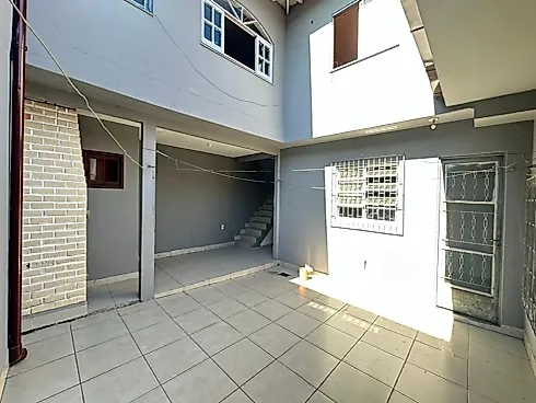 Casa com 3 Dormitórios - Barreiros - São José/SC - Foto 14
