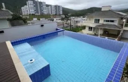 Casa com 3 quartos em Cidade Universitária Pedra Branca, Palhoça