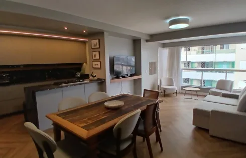 Apartamento com 3 quartos em Kobrasol, São José