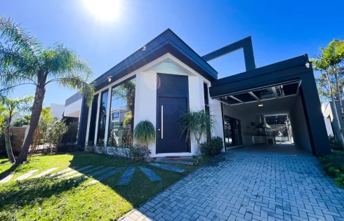 Casa com 3 quartos em Cidade Universitária Pedra Branca, Palhoça