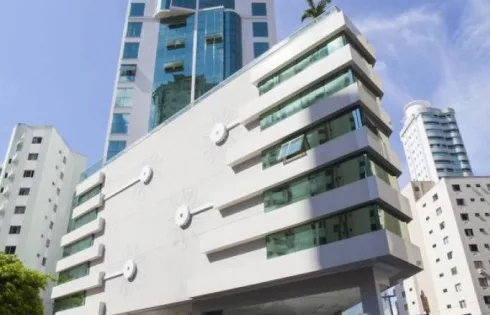 Apartamento com 3 quartos em Centro, Balneário Camboriú