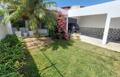 Casa com 3 quartos em Barreiros, São José