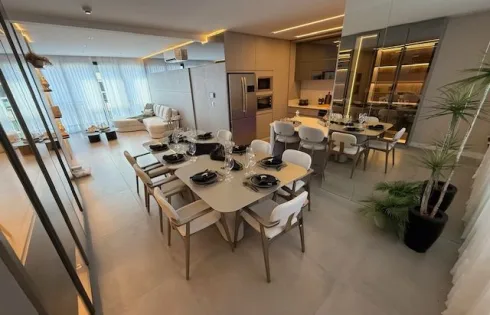 Apartamento com 4 quartos em Centro, Balneário Camboriú