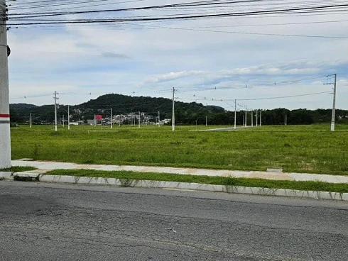 Terreno com 0 quartos em Sertão do Maruim, São José