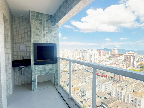 Apartamento em Kobrasol, São José