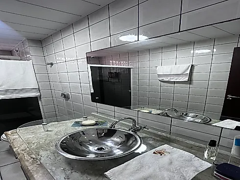 Thumbnail 10