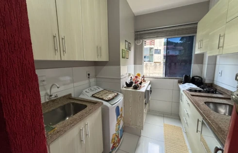 Apartamento em Potecas, São José