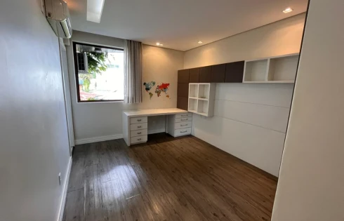 Apartamento 4 Quartos com 2 Suítes e 249m² - Centro - Foto 9