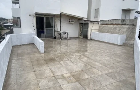 Apartamento em Capoeiras, Florianópolis