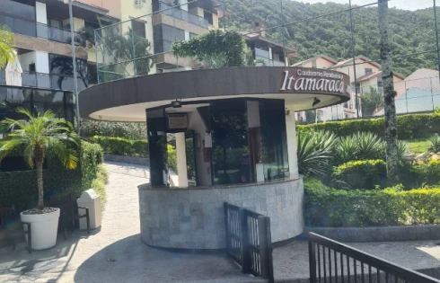 Apartamento em Praia Brava, Florianópolis