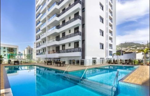 Apartamento em Agronômica, Florianópolis