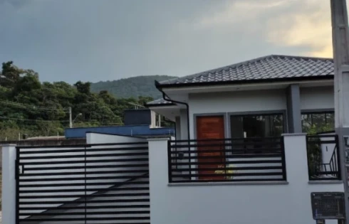 Casa em Forquilhinha, São José