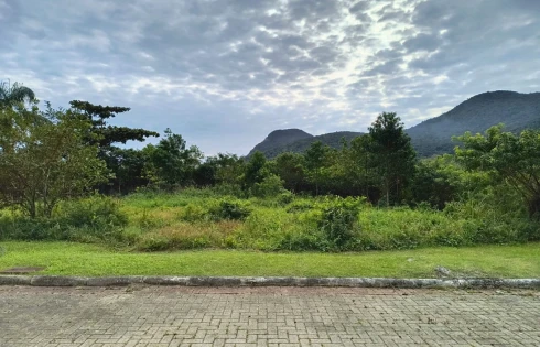 Terreno em Pântano do Sul, Florianópolis