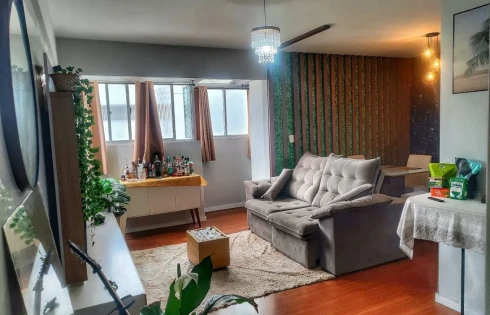 Apartamento em Coqueiros, Florianópolis