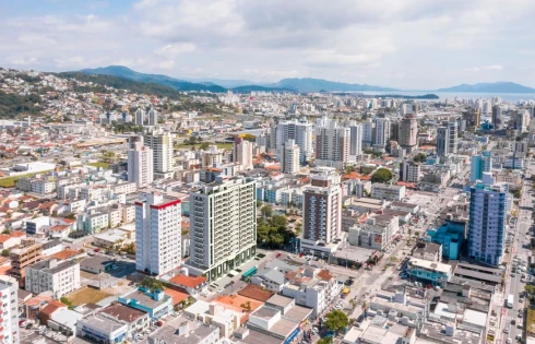 Apartamento em Kobrasol, São José