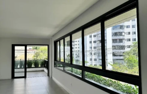 Casa em América, Joinville