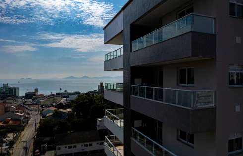 Apartamento em Barreiros, São José