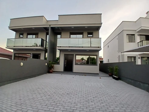 Casa em Balneário Ponta do Papagaio, Palhoça