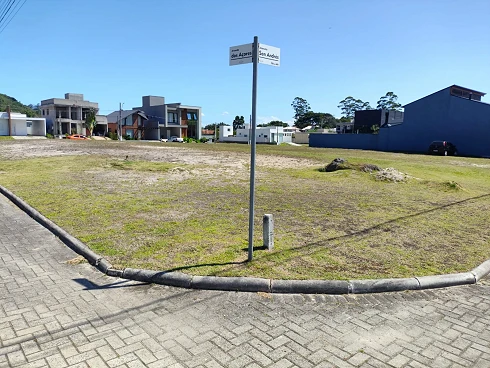 Terreno em Bairro  Zimbros, Bombinhas