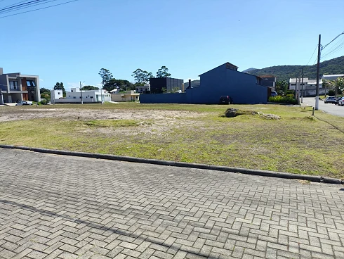 Terreno em Bairro  Zimbros, Bombinhas