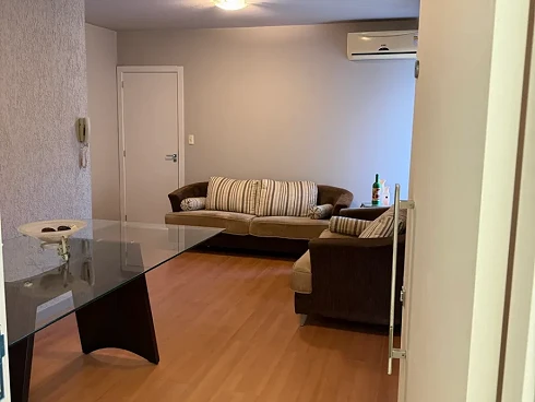 Apartamento em Kobrasol, São José