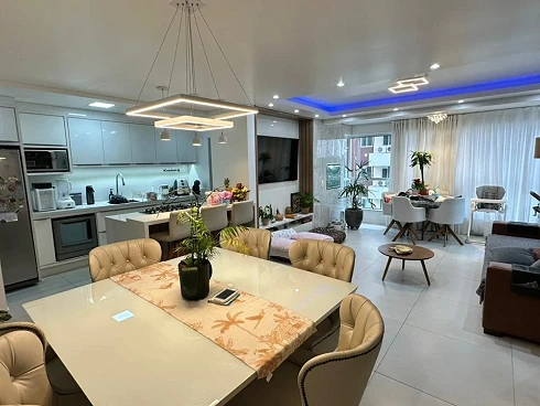 Apartamento em Kobrasol, São José