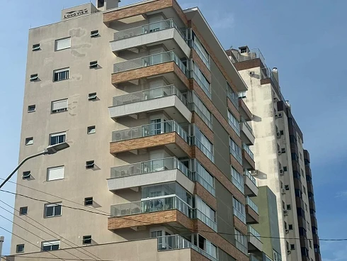 Apartamento em Kobrasol, São José