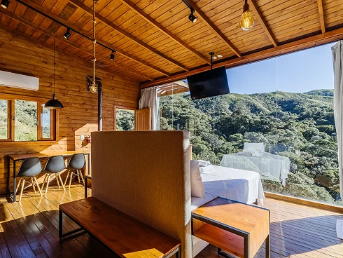 Casa em Rio dos Pinheiros, Anitápolis